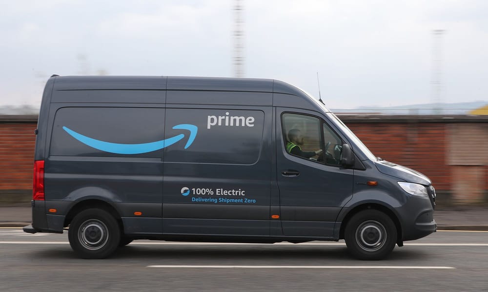 Man hijacks Amazon truck, crashes in Derry and steals another vehicle, arrested in Hollis post image