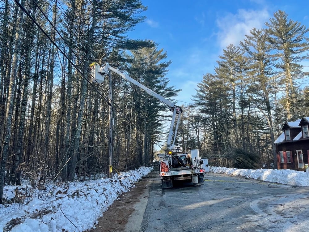 Some 80,000 still without power in New Hampshire after winter storm wallops New England post image