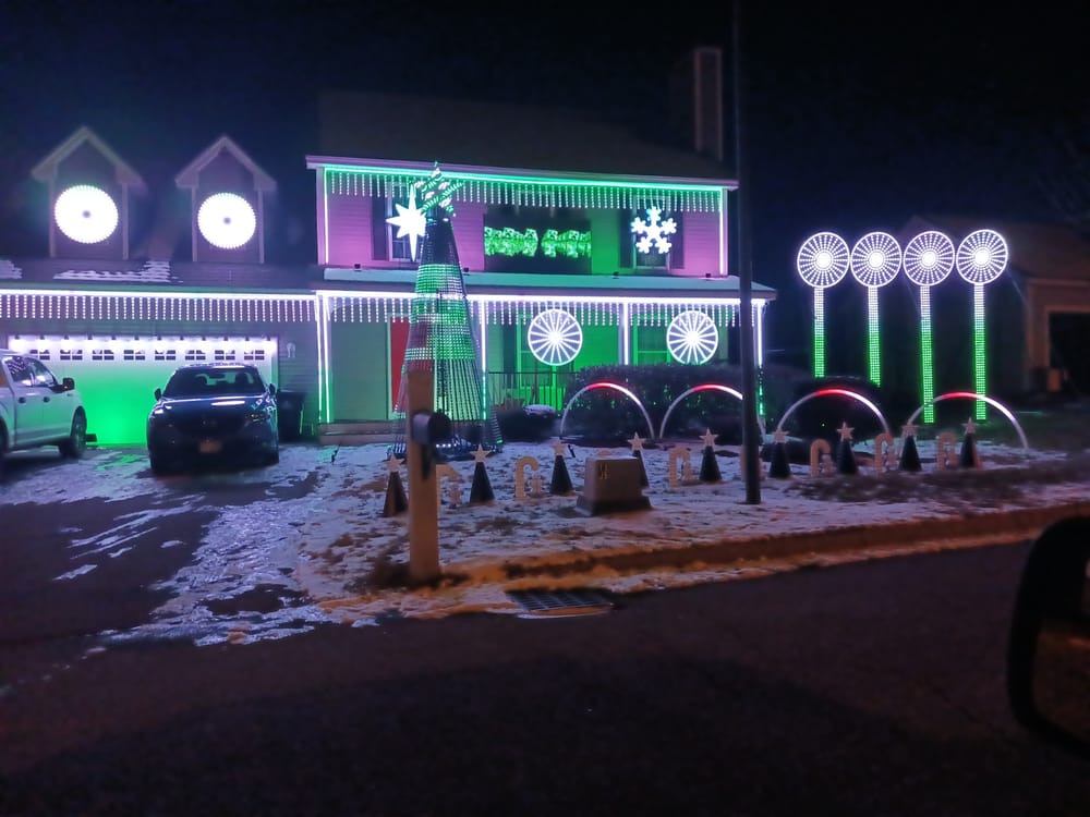 Christmas traditions and our family ‘light runs’ post image