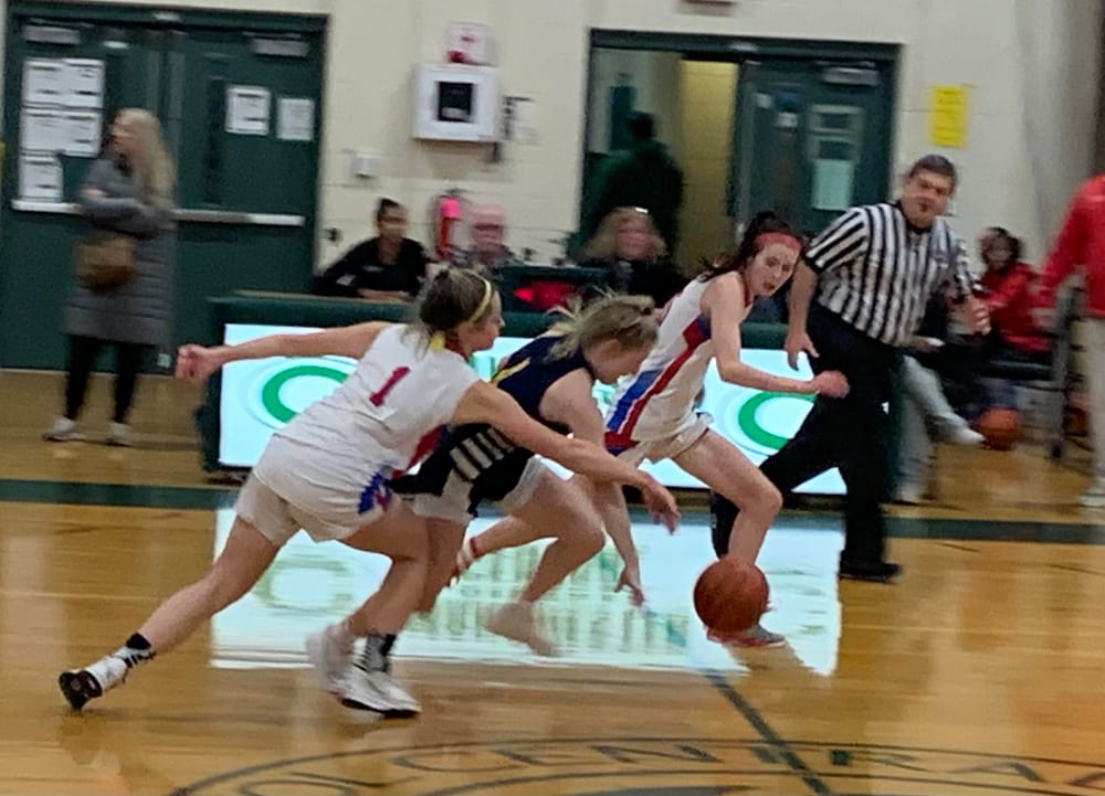 Trinity, West fall in opening round of Doug Chandler Invitational post image