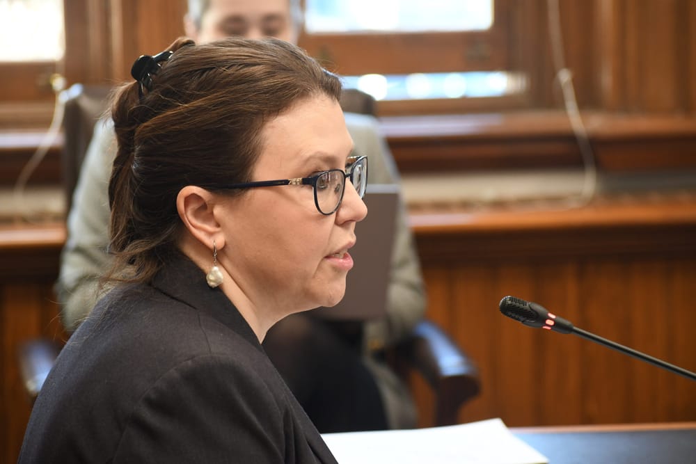 Bill aims to relieve homelessness service burden on ‘regional hub’ communities post image