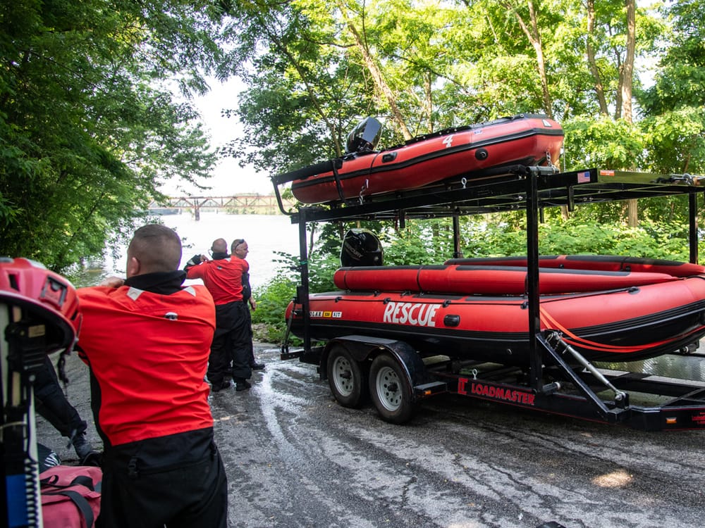 3 rescued from small island in the Merrimack River post image