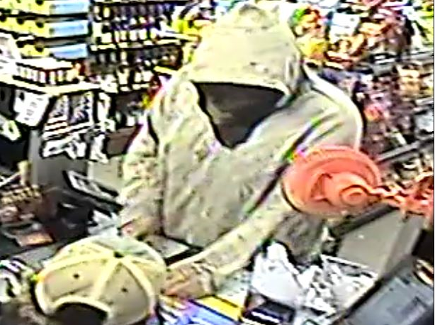 Robber gets away with cash, cigarettes after gas station hold-up post image