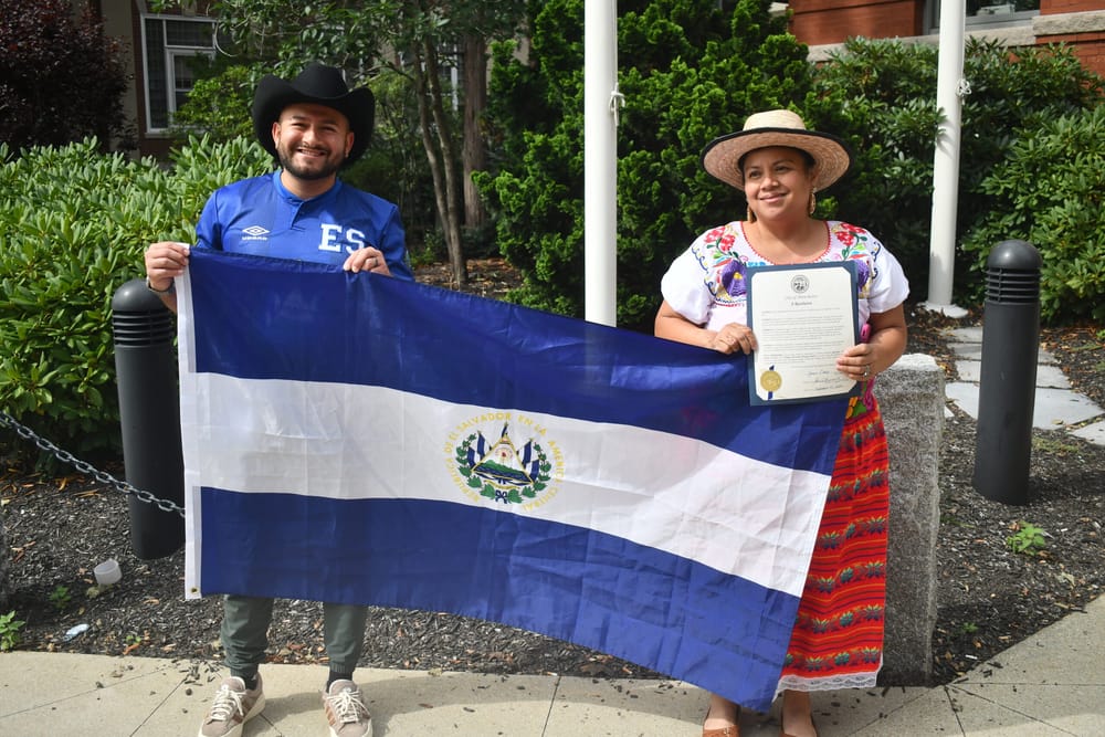 City honors Salvadorian independence post image