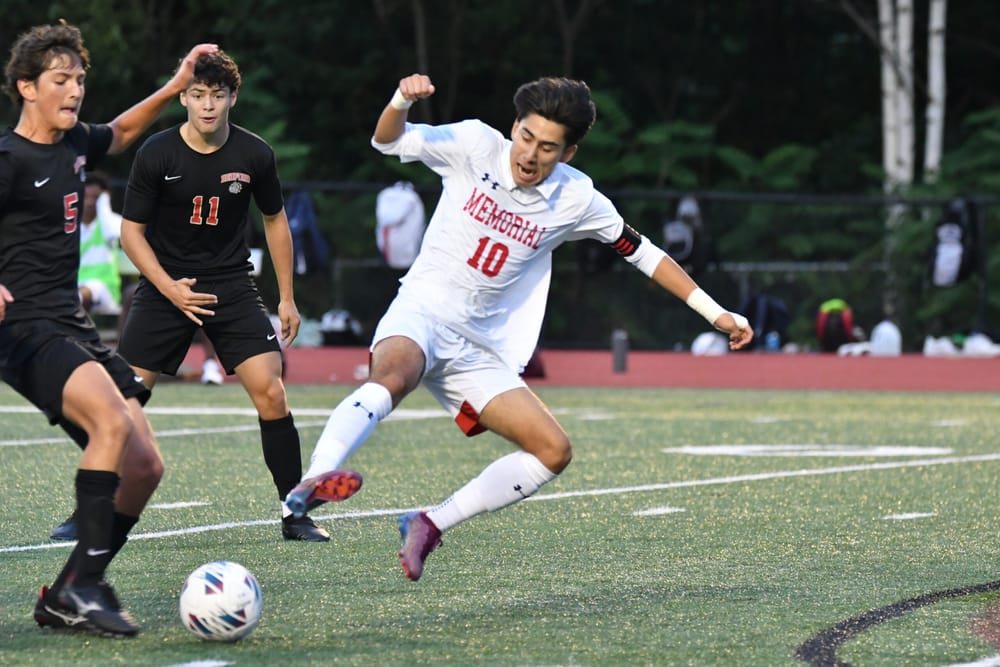 Early-season glance: Manchester Memorial High School fall sports post image