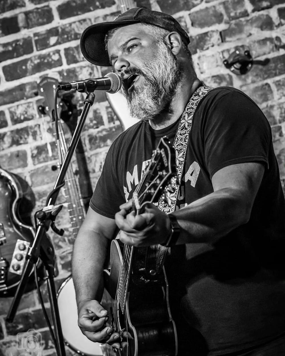 Catch Matt Woods Oct. 5 at The Shaskeen when ‘Right On Time Tour’ lands post image