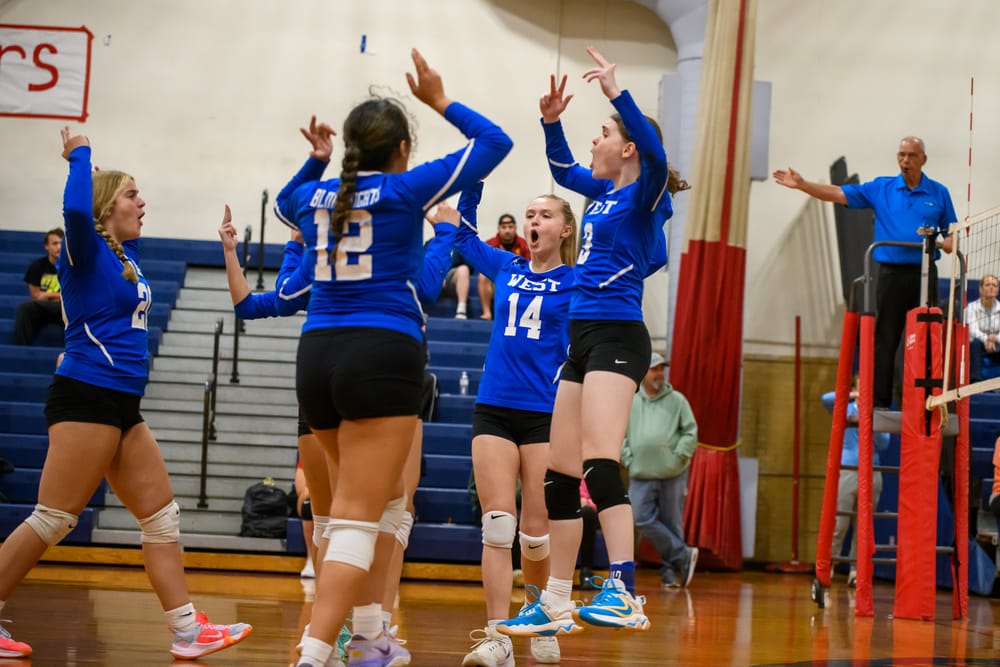 Memorial rallies behind injured teammate, but Knights hold off Crusaders charge post image