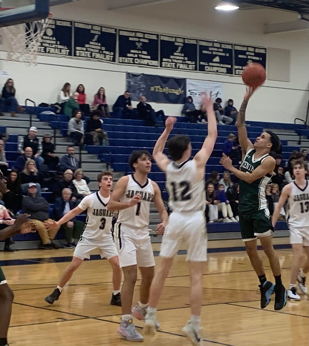 Windham boys roll over ice-cold Central, 73-40 post image