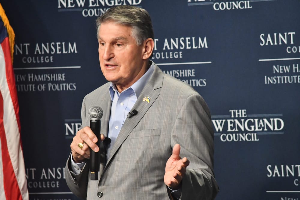 Manchin touts solutions-based group at NHIOP stop post image