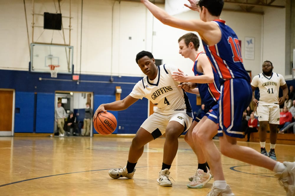 Holy Family boys make it 3-for-3 against familiar foe post image