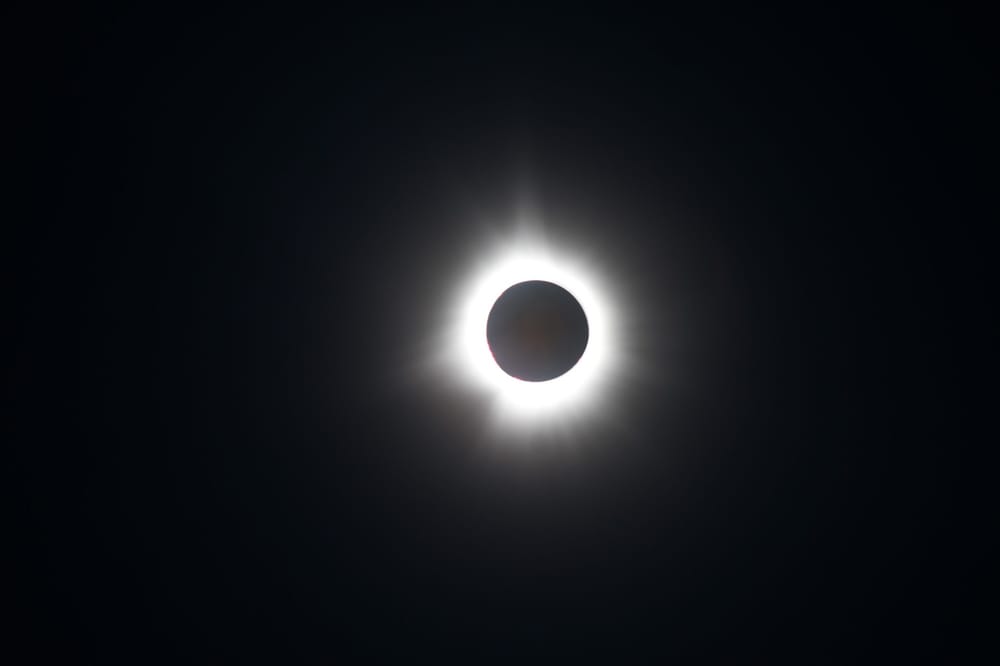 NHDOT reports more than 1.6 million vehicles going through tolls during eclipse weekend post image