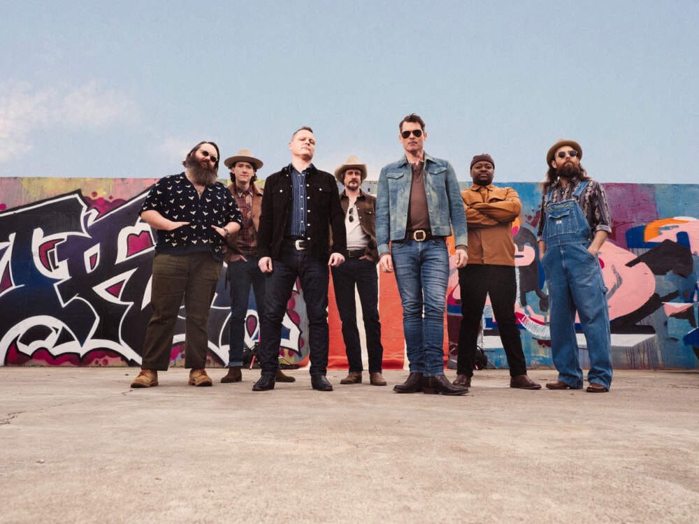 Apr. 12: Old Crow Medicine Show lands at The Music Hall for part of 25th Anniversary Tour post image