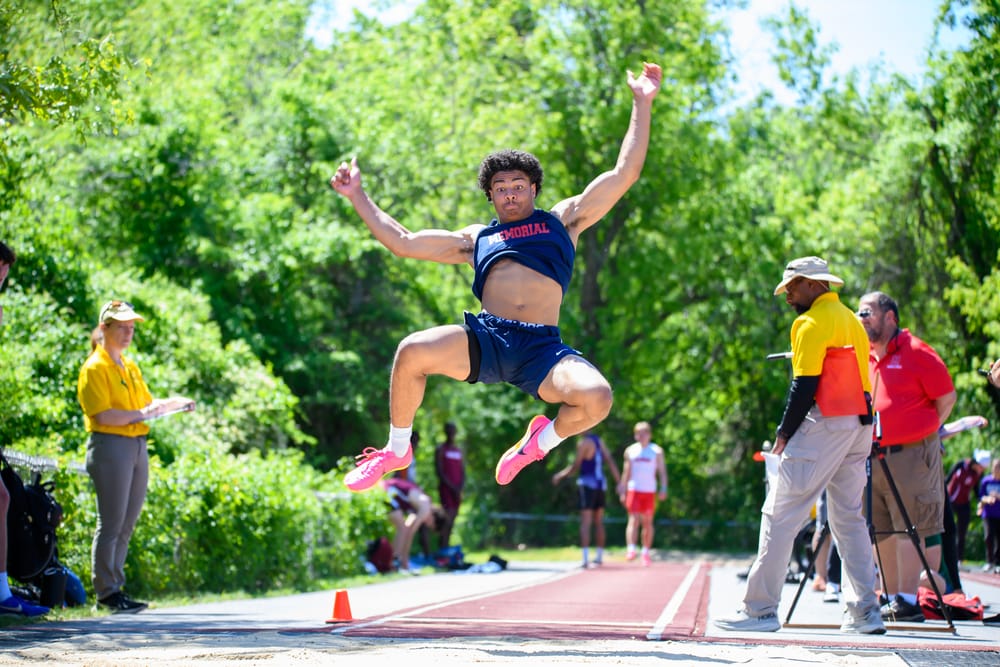 Memorial junior breaks 60-year-old record post image