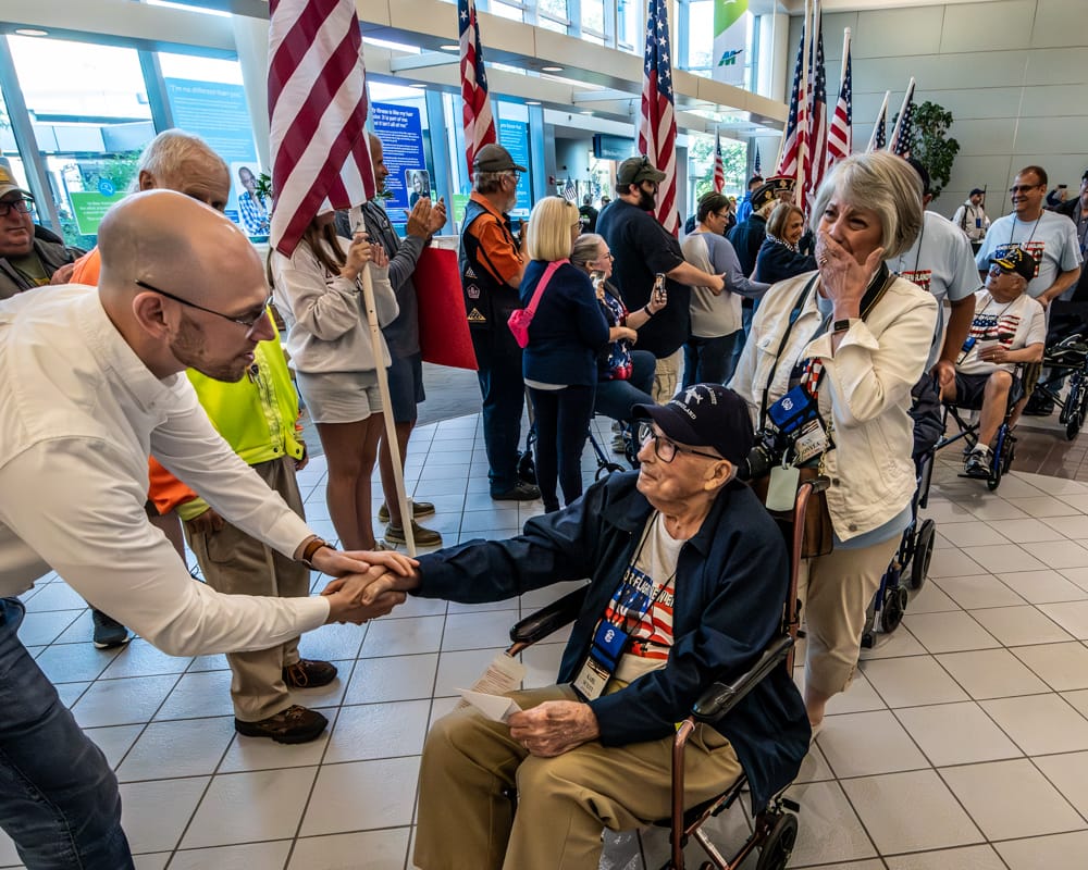 Local veterans take special ‘Father’s Day’ Honor Flight trip to D.C. post image
