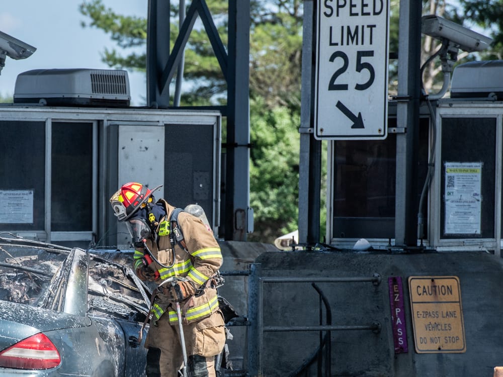 Nashua man dies in crash at Bedford tolls post image