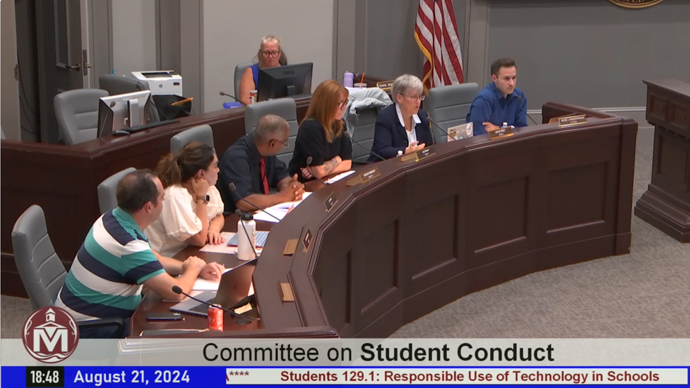 School Board set to discuss banning student cell phone use during instructional time post image