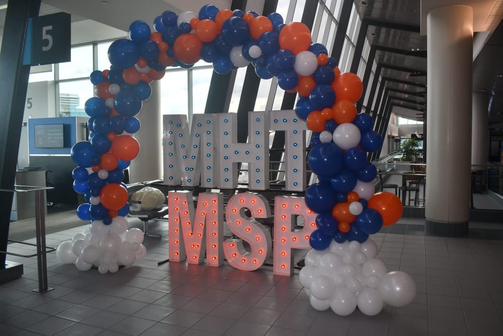 Sun Country arrives at Manchester-Boston Regional Airport post image