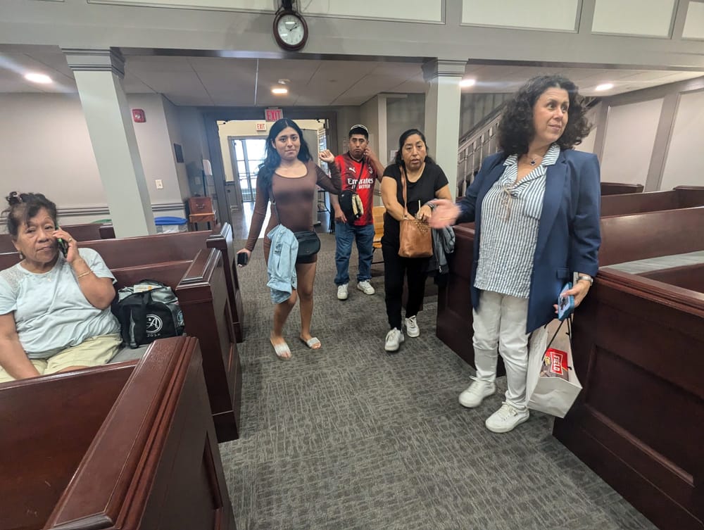 A little closer to home: Mobile services from Peruvian Consulate provided at City Hall post image