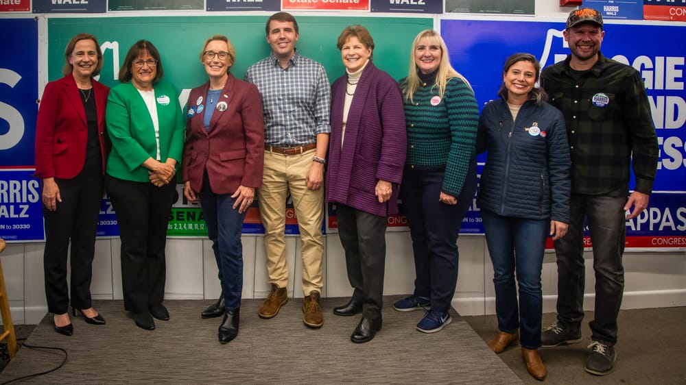 NH Democratic leaders gather in Manchester for last push on election eve post image