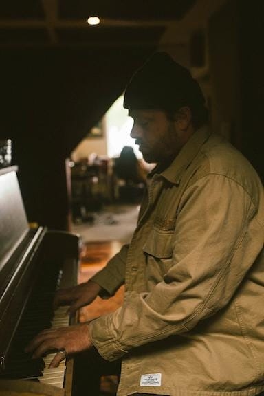 Nov. 22 Double-headliner at Jimmy’s Jazz & Blues Club: Kelly Finnigan and Parlour Greens post image