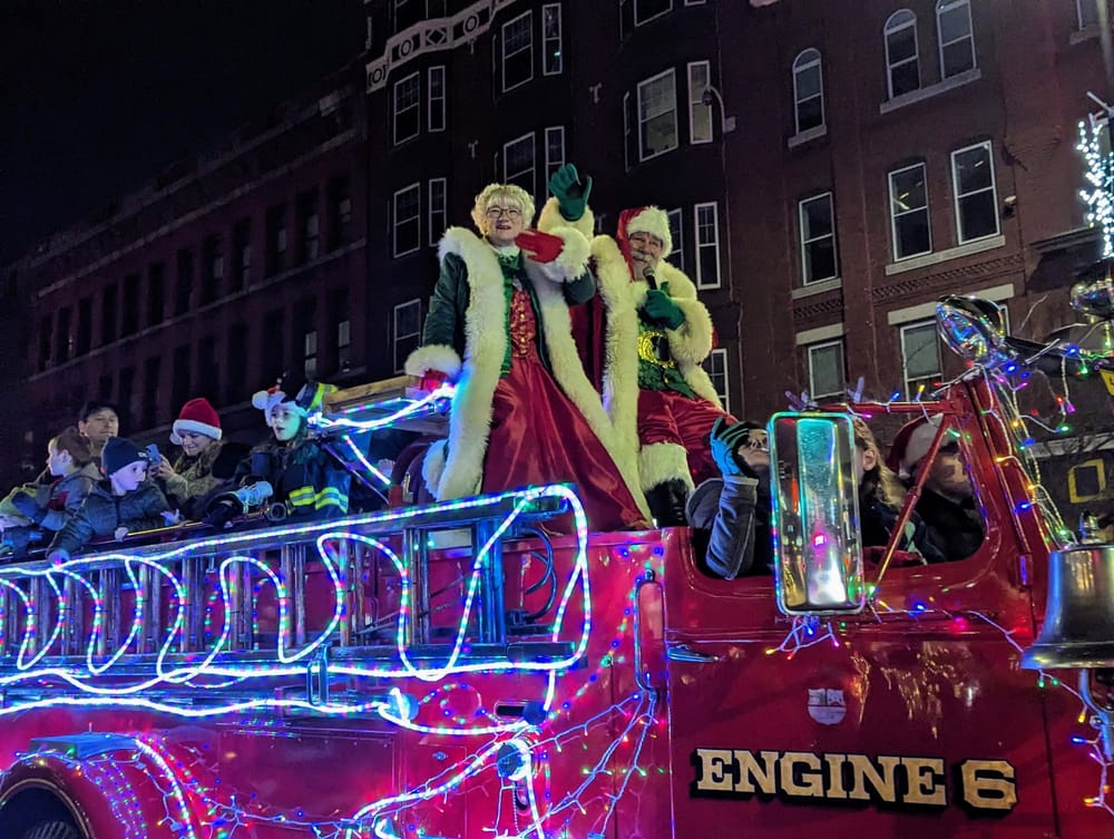 Dec. 7: Annual Holiday Parade will ‘Light up the Night.’ post image