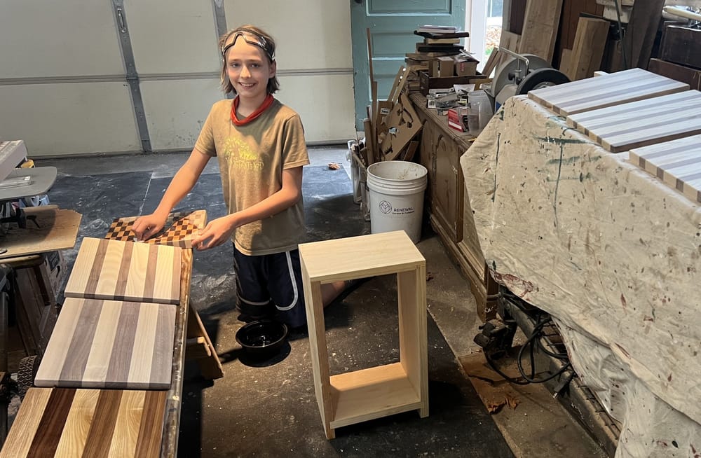 Nashua, Manchester amateur woodworkers win prize at New England event post image