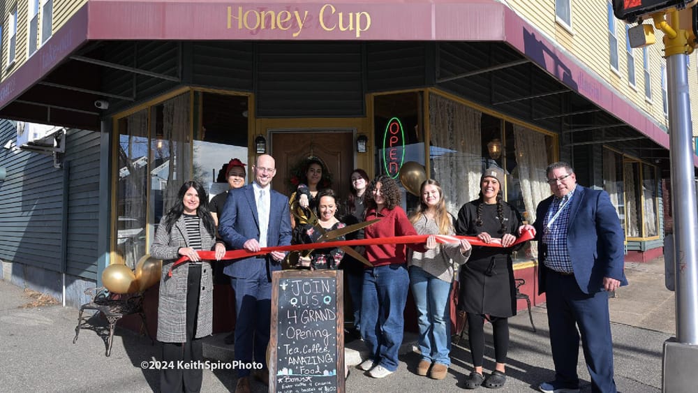 Honey Cup Café and Tearoom Ribbon Cutting post image