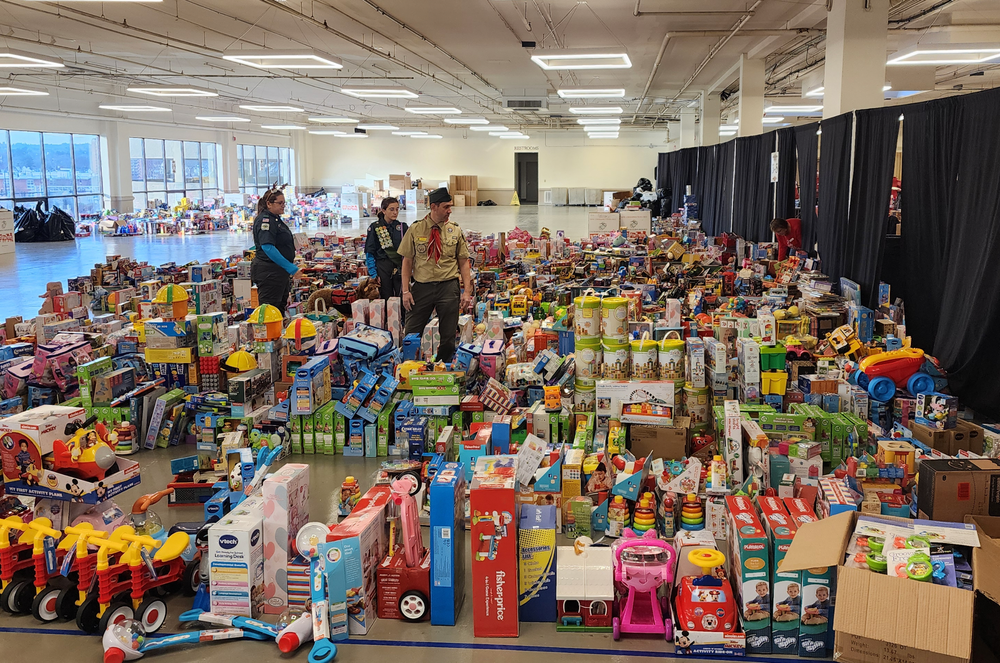 Toys for Tots comes through for more than 1,000 families with annual gift giveaway post image