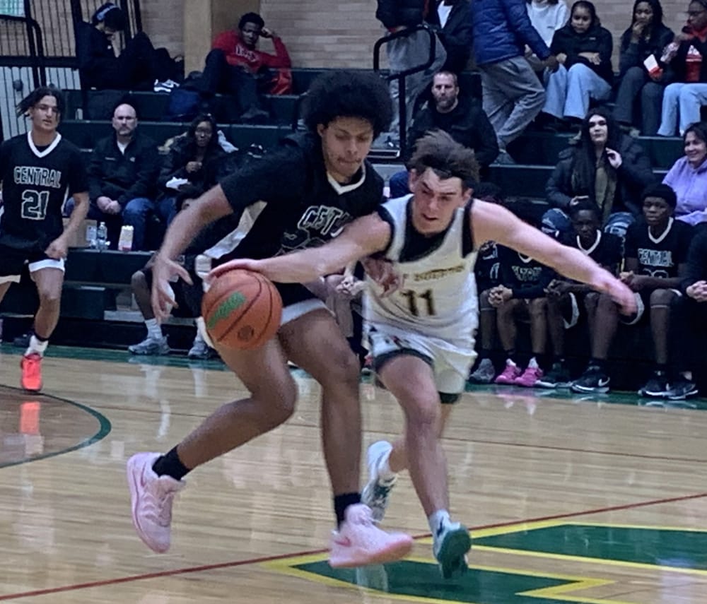 Balanced attack carries Bishop Guertin past Central, 62-48 post image