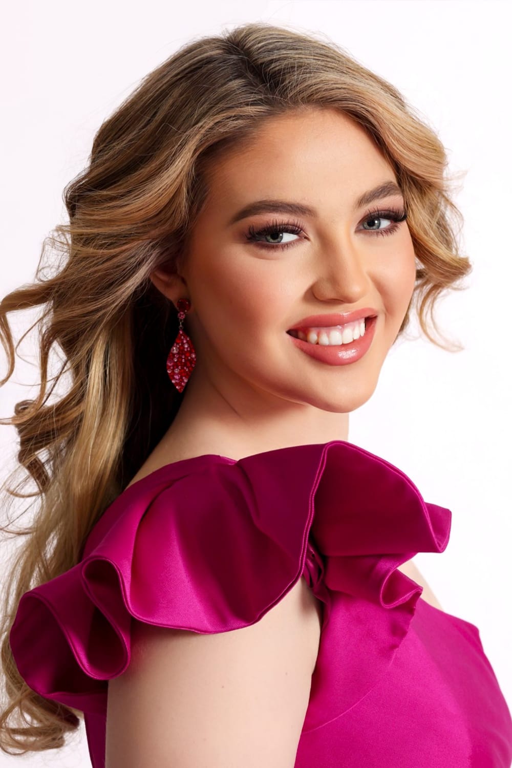 Founders Academy senior off to national Miss Teen Volunteer America competition post image