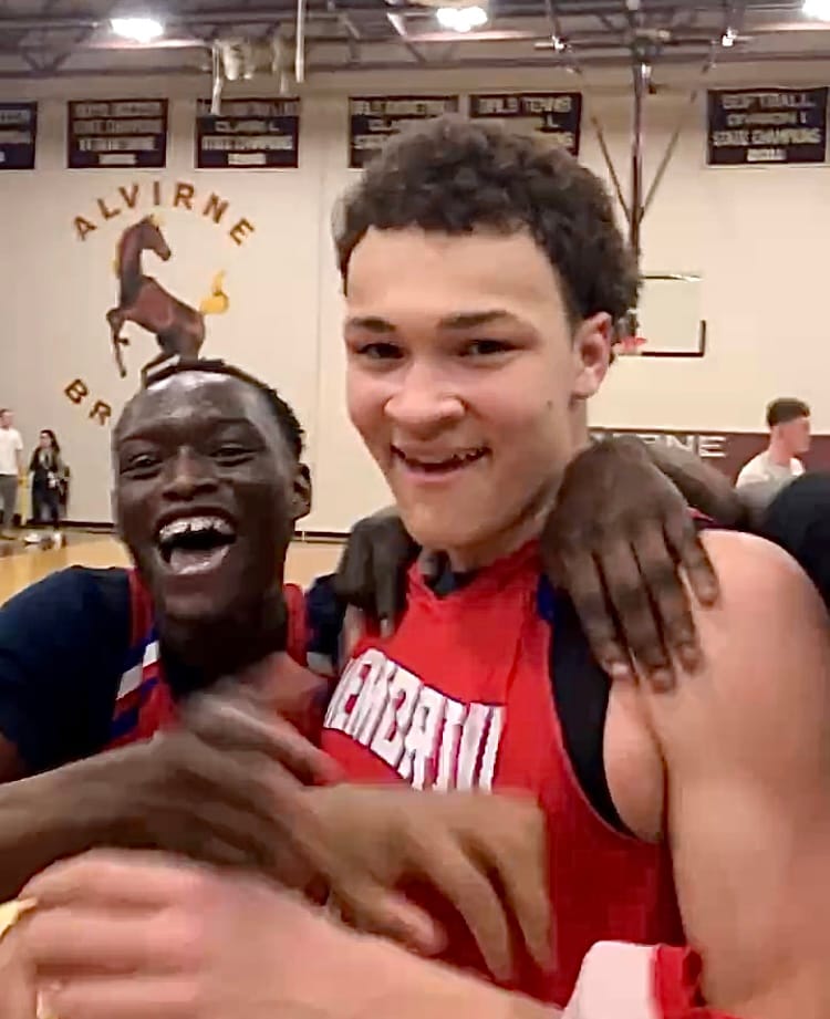 Gomez’ buzzer-beater lifts Memorial past Alvirne, 66-65 post image
