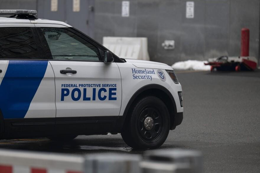 DHS email error causes stress, anxiety for New Hampshire’s Ukrainian community post image