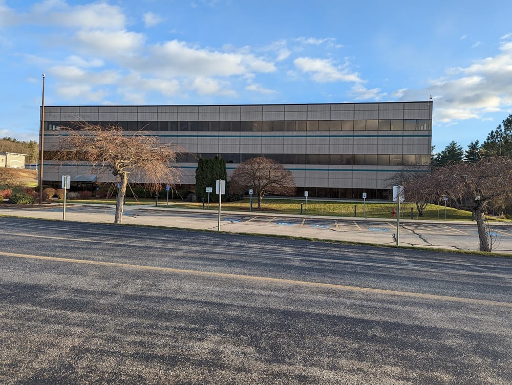 Hooksett Zoning Board grants variance for 160 residential units at former Cigna complex post image